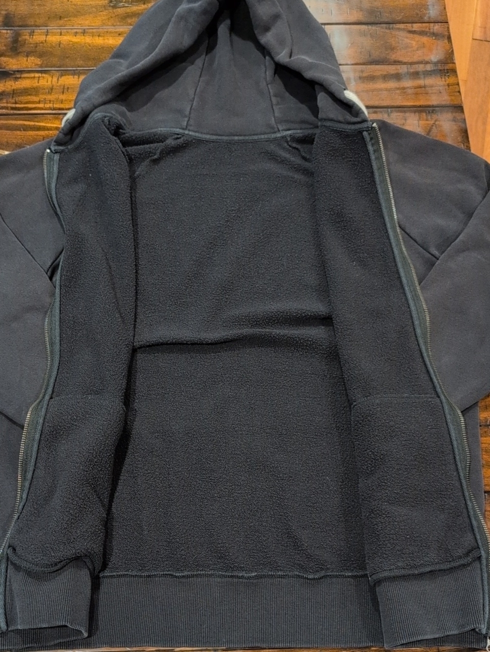 Vuori Restore Hoodie Oversized Full Zip Washed Black - Picture 4 of 5